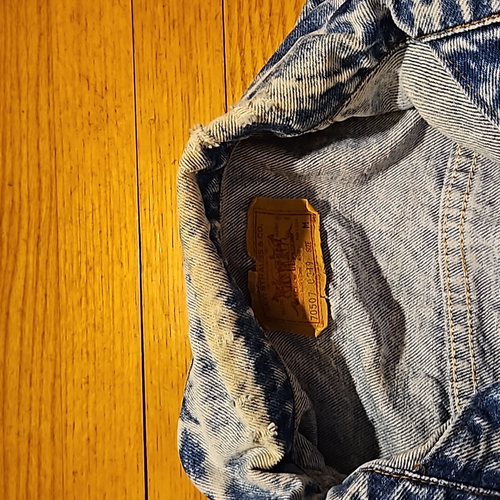 Levi's Vintage Acid Washed Denim Trucker Jacket Med Unisex - Picture 13 of 16